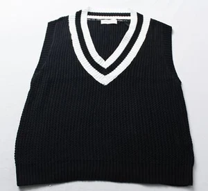 Ebby And I Women's V-Neck Knit Sweater Vest Aleona Top WR4 Black Large NWT - Picture 1 of 3