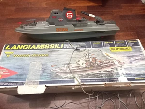 MONTELEONE VINTAGE NAVE LANCIAMISSILI FILOGUIDATA RARA MADE IN ITALY 55 CM CIRCA - Imagen 1 de 14