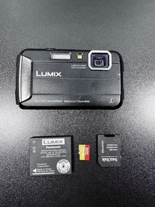 Panasonic Lumix DMC-TS30 16.1 Compact Digital Camera w/ Battery 128GB MC No Char - Picture 1 of 18