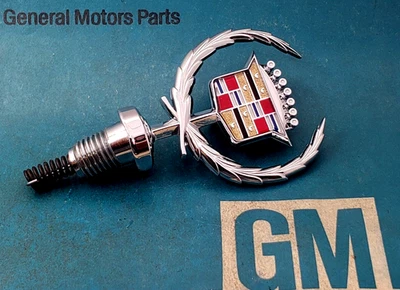 NOS 89 93 CADILLAC FLEETWOOD DEVILLE HOOD ORNAMENT EMBLEM CREST WREATH 90 91 - Image 1 of 4