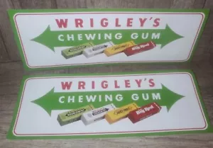 Lote de 2 cartulina publicitaria vintage de goma de mascar Wrigley 11"X 4" - Imagen 1 de 4