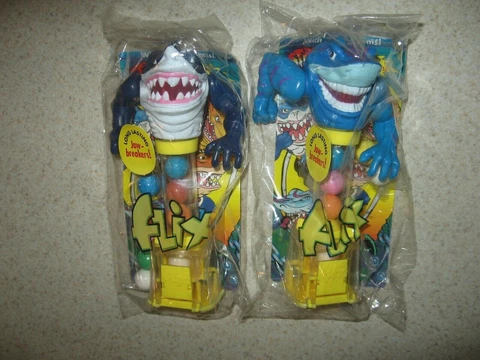 Street Sharks 2 dif Flix Figures Candy Dispenser 1995 Vintage MIB Sealed Street Cover