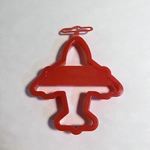 Wilton AIRPLANE Cookie Cutter Mold Red Plastic (1/2” Deep; Made In USA) - Afbeelding 1 van 8