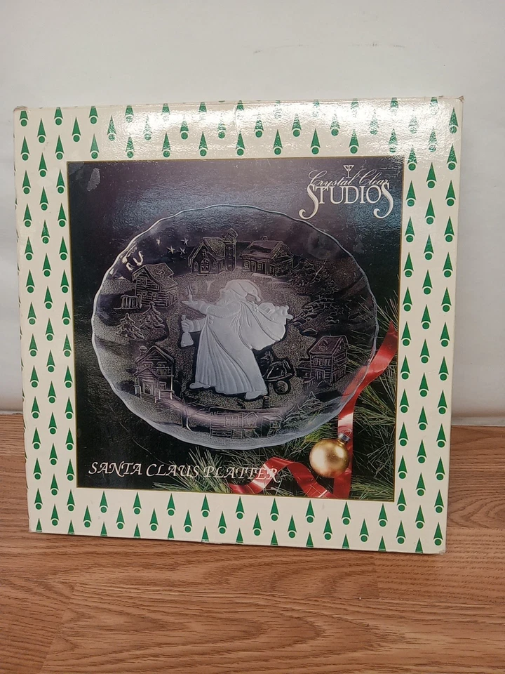 Кристально прозрачный Studios 1992 Санта-Клаус 13 дюймов стекла круглый блюдо стиль #312156 - Изображение 1 из 1