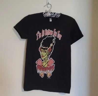 Camiseta gráfica Horrorpops It's All Hallows Eve Tour 2008 - Imagem 1 de 4