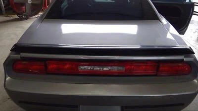 Used Deck Lid fits: 2014 Dodge Challenger R/T w/spoiler Grade A Foto 1 de 4