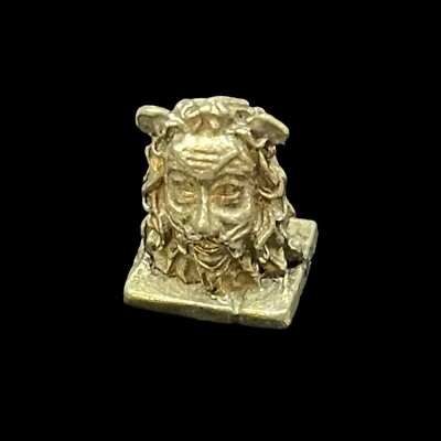 The Wizard of Oz Monopoly Replacement Game Piece Pewter Token Cowardly Lion￼ - Image 1 of 4
