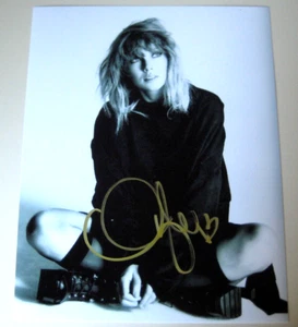 Taylor Swift Autographed Photo Heart 8 x 10 w/coa - Picture 1 of 2