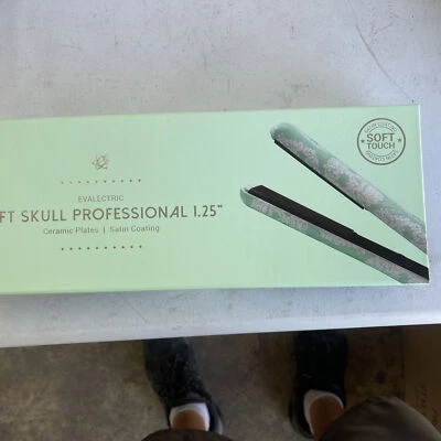 Plancha de pelo Evalectric Soft Skull profesional verde 1,25′′ placas de cerámica  Foto 1 de 4