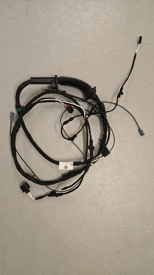 Volkswagen 3AF971148K