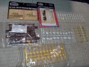 Lot of Model Train Accessories &  Signage - Picture 1 of 8