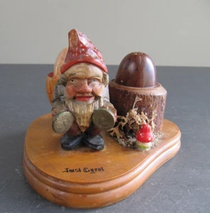 Vintage Tyrol Black Forest Hand Carved Wooden Gnome - Salt and Pepper Pots - Picture 1 of 8
