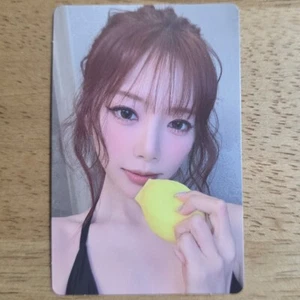 Ji U Official Photocard UAU 1st Mini Album Playlist # You Are You Poca Album - Picture 1 of 2