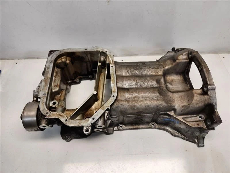 2011-2017 Nissan Quest 3.5L Upper Oil Pan Alimunum Assembly OEM With Warranty Foto 1 de 4