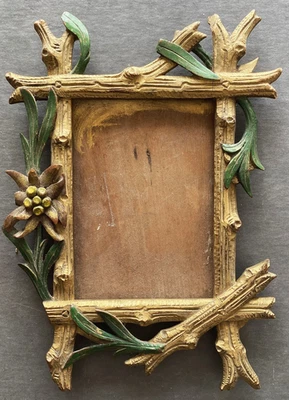 Marco de madera maciza oro tallado Art Nouveau vintage 8 x 10 3/4 en forma de bambú 1910 Foto 1 de 2