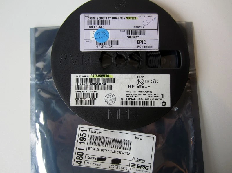 (1.078 piezas) DIODO ÉPICO SCHOTTKY DUAL 30V SOT323 BAT54SWT1G Foto 1 de 4
