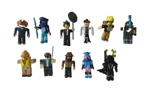 Roblox Konvolut 11 Figuren gemischte Figuren & gemischtes Zubehör - Bild 1 von 6