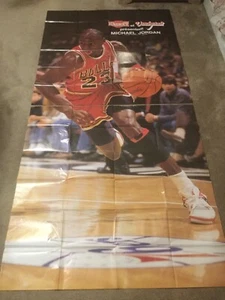 Raro poster mondiale Michael Jordan Chicago Bulls 93x92 - Foto 1 di 12