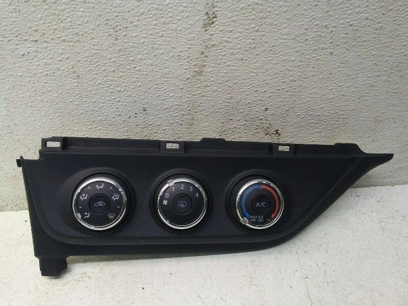 2014-2019 Toyota Corolla A/C aquecedor CA controle climático de temperatura fabricante de equipamento original - Imagem 1 de 1