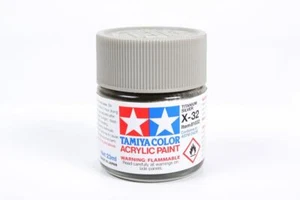Tamiya TAM81032 Acrylic X32 Titanium Silver - Picture 1 of 1