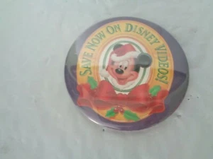 Disney - Video de Navidad de Santa Mickey - Promoción - Botón / Pin #14247 - Imagen 1 de 2