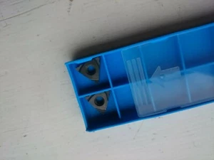 2 Snap-Tap threading inserts 16ER 28W S1F (16ER28W 16ER 28 W 3ER Whitworth 55 - Picture 1 of 2
