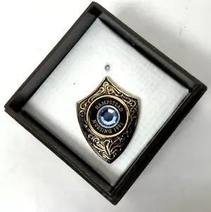 VTG NOS Gold Tone Hampstead Nursing 1991 Lapel Pin w/Blue Stone in Org Box - Picture 1 of 6