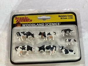 Woodland Scenics HO Scale Scenic Accents Figuren Set Holstein Kühe A1863 7 Stück - Bild 1 von 2