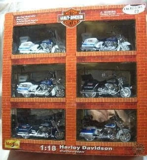 Harley Davidson USA Police Motorcycle 1/18 Scale 6 Pack Diecast Model - Image 1 of 4