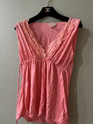 YAHI SEXY PLUNGE V NECK BEAUTIFUL LACE TRIM WORK PARTY CUTE BABYDOLL TOP M - Image 1 of 4