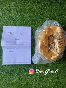 CR7 Gold Ball Signed Autographed with Proof of Authenticity - Cristiano Ronaldo - Foto 1 di 4