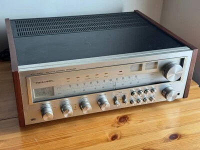 Realistic STA-2000 receiver vintage retro hi-fi audio amplifier FM MW - Image 1 of 4