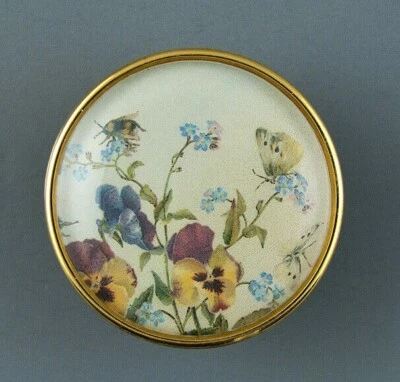 LARGE PICTURE BUTTON UNDER CRYSTAL DOME - FLOWERS - Image 1 of 3