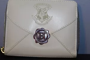 Harry Potter Hogwarts Brief Loungefly Kartenetui Neu mit Etikett - Bild 1 von 2