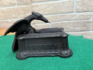 Ancien distributeur de cure-dents en fonte forme oiseau très unique - Photo 1/8