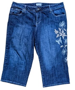 Venezia Ladies Sz 20 Capri Bermuda Denim Stretch Embroidered Bling - Picture 1 of 10