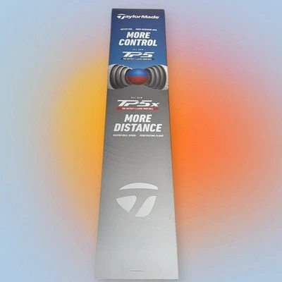 Póster magnético para decoración de pared con exhibición de pelotas de golf TaylorMade Foto 1 de 4