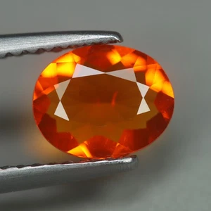 0.60 Cts_Great Gemstone_100 % Natural Untreated Mexican Orange Fire Opal - Foto 1 di 3