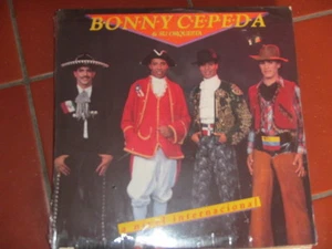 130524 BONNY CEPEDA & SU ORQUESTRA A NIVEL INTERNACIONAL - Picture 1 of 2