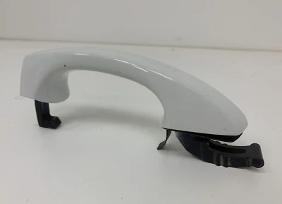 2015-2021 VOLKSWAGEN GOLF REAR LEFT EXTERIOR DOOR HANDLE OEM PURE WHITE - Image 1 of 4