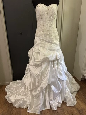 Maggie Sottero Diamond White Drop Waist A-Line w/Pick-up Skirt Size 10 NWT - Image 1 of 4