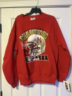 Campeones de colección Nebraska Huskers 1997 ¡NUEVO CON ETIQUETAS! Sudadera Roja Talla L Foto 1 de 4