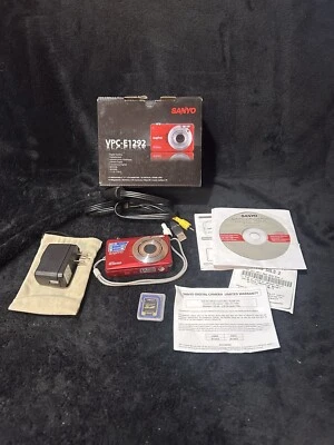 Sanyo VPC-E1292R Digital Camera Red TESTED WORKING BATTERY! COMPLETE IN BOX - Image 1 of 4