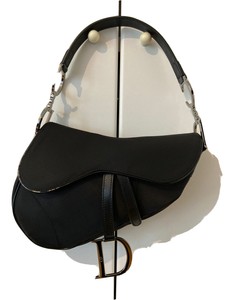 Borsa piccola Dior Caro Pelle di vitello morbida Cannage nera | DIOR