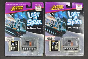 2 Johnny Lightning Lost in Space The Chariot Classic Series 1:64 Scale Diecast - Picture 1 of 8