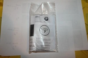 BRAND NEW OEM BMW  ALL WEATHER FLOOR MAT CLIPS - BRAND NEW IN SEALED OEM BAGS - Picture 1 of 1