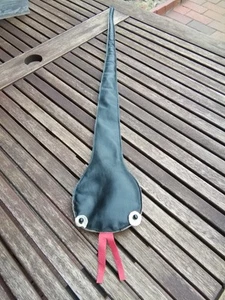 Vintage Knautschi Schlange Ledertier schwarz rosa 76 cm 60er Therapietier -RAR- - Bild 1 von 3