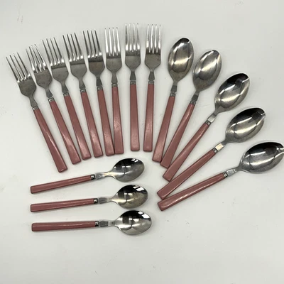 Vintage Stainless Flatware Lot Pink Handles Taiwan 16 Pieces Forks Spoons Retro - Bild 1 von 4