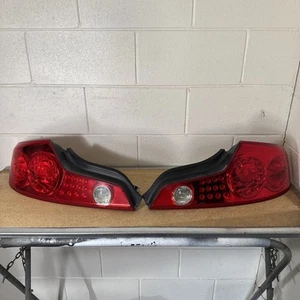 03-05 INFINITI G35 Coupe Driver and Passenger Tail Lights OEM 26550AM825 - Picture 1 of 10