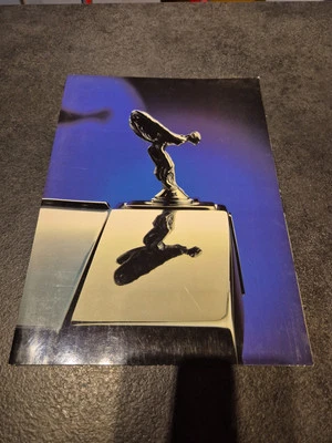 DEPLIANT BROCHURE ROLLS ROYCE SILVER SPIRIT, SILVER SPUR  CORNICHE ENGLISH  - Immagine 1 di 4